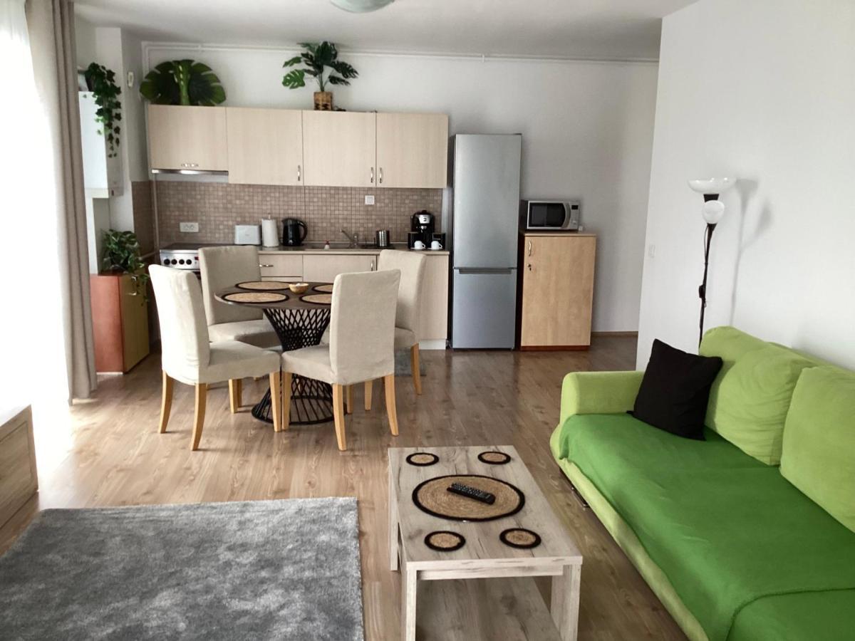Relaxing Bucharest Airport Residences & Therme-Self Check-In Otopeni Eksteriør billede