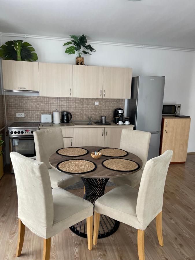 Relaxing Bucharest Airport Residences & Therme-Self Check-In Otopeni Eksteriør billede