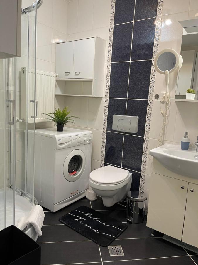 Relaxing Bucharest Airport Residences & Therme-Self Check-In Otopeni Eksteriør billede