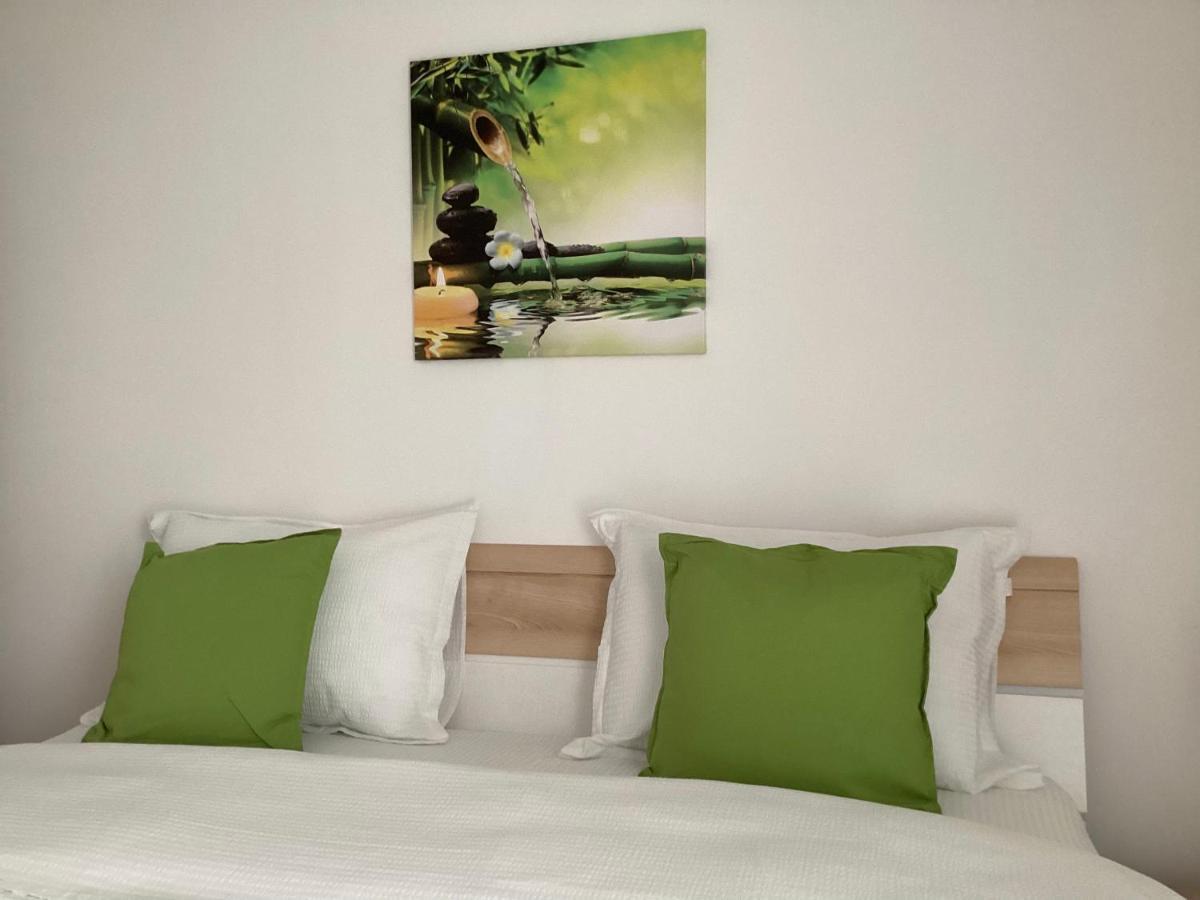 Relaxing Bucharest Airport Residences & Therme-Self Check-In Otopeni Eksteriør billede
