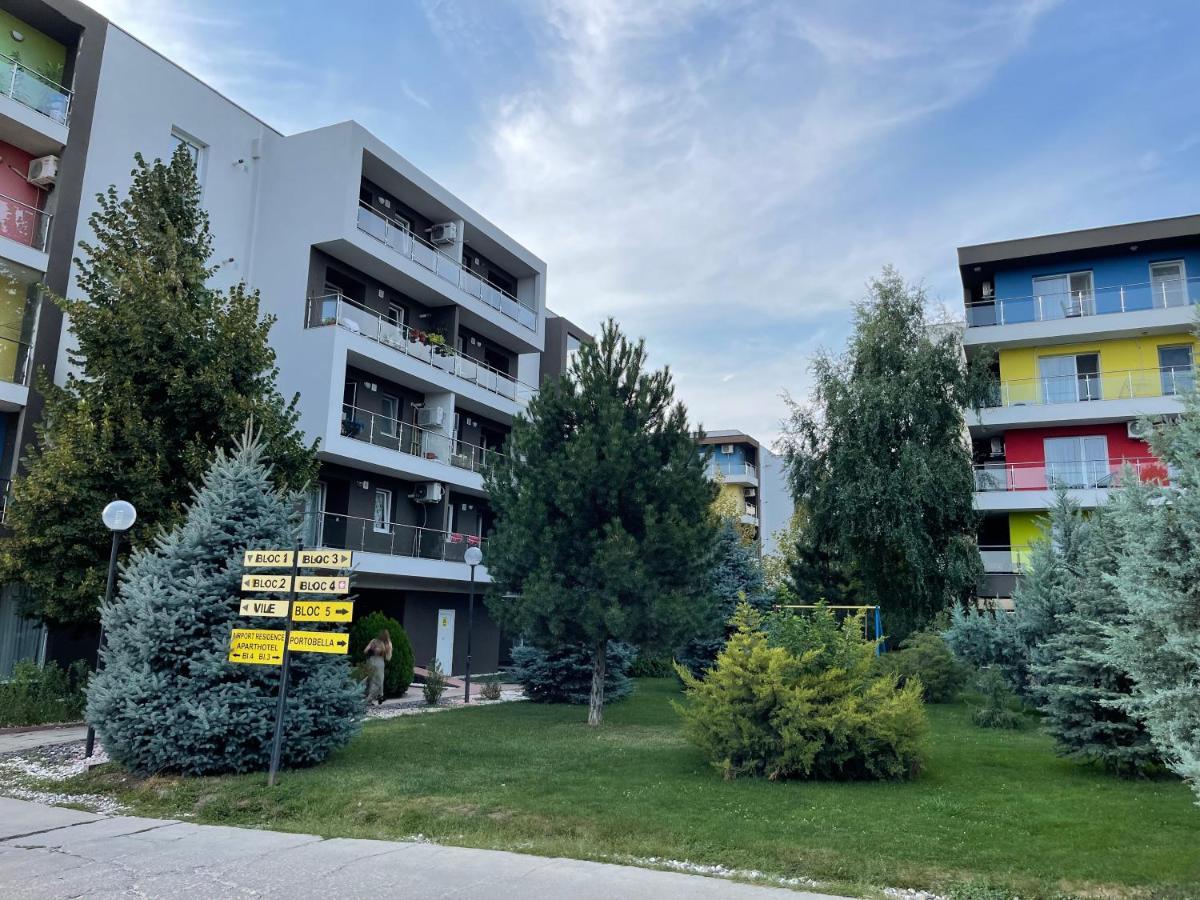 Relaxing Bucharest Airport Residences & Therme-Self Check-In Otopeni Eksteriør billede